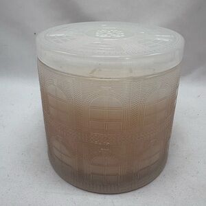 HOMEWORX by Harry Slatkin (1) ICED BUTTERCREAM 3 Wick 14 oz Candle w/ Glass Lid